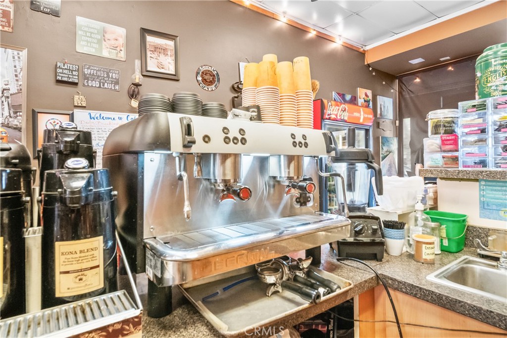 5203 Pacific Coast Hwy