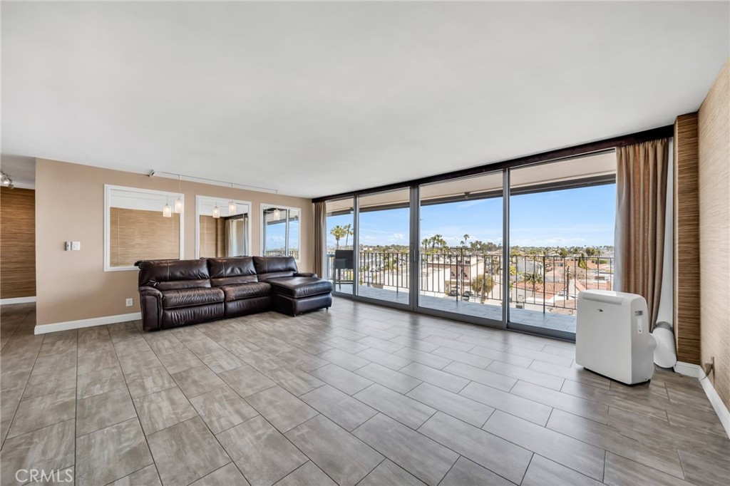 5400 E the Toledo 509