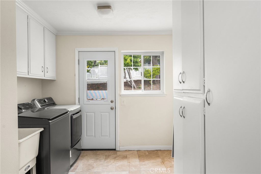 19201 Barrett Lane