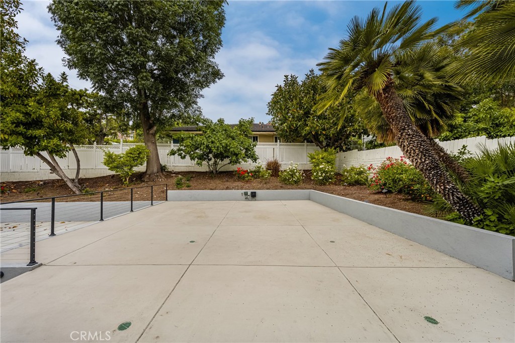 19201 Barrett Lane