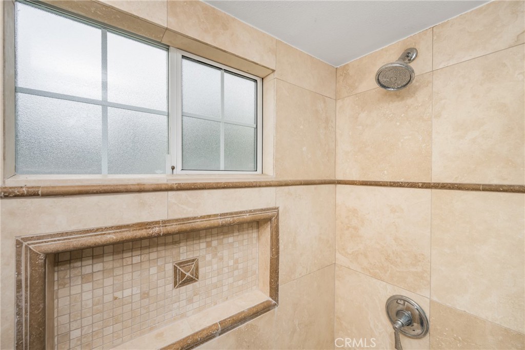 19201 Barrett Lane