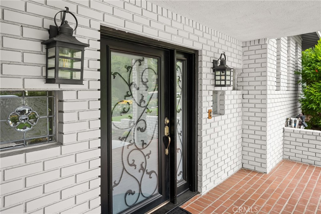 19201 Barrett Lane