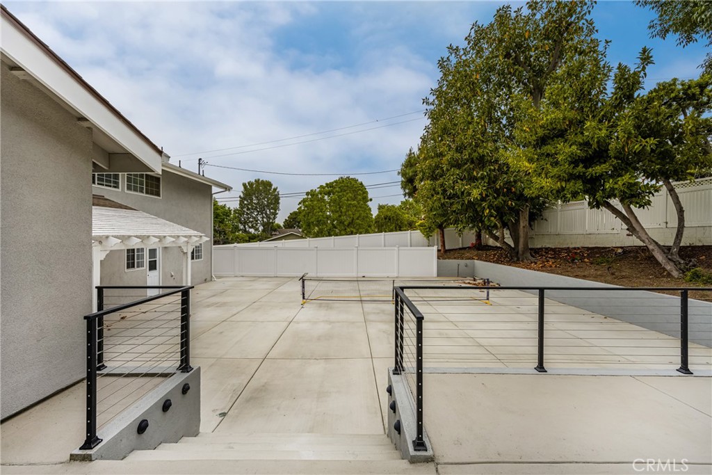 19201 Barrett Lane