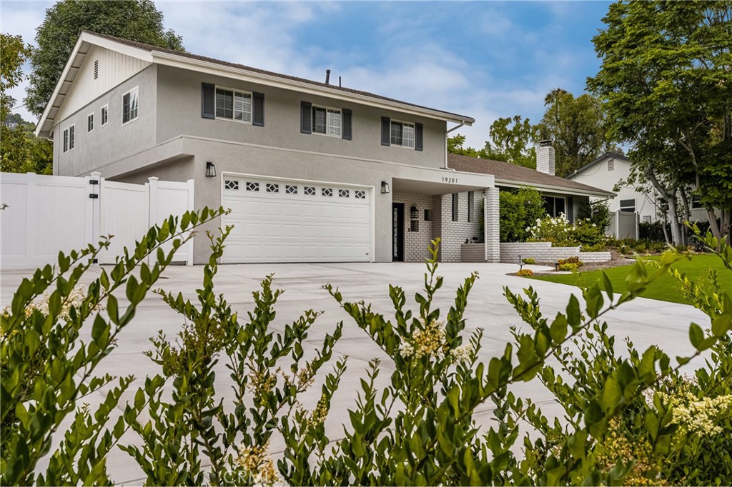 19201 Barrett Lane