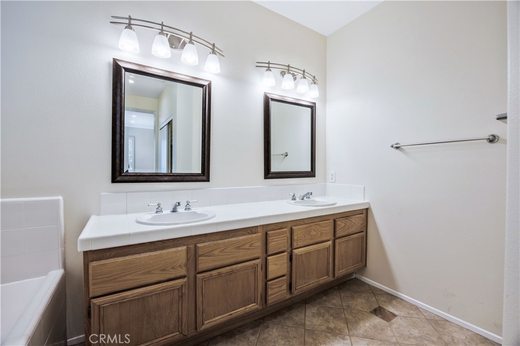 27522 Marriott Court