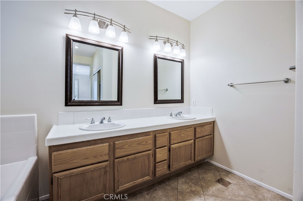 27522 Marriott Court