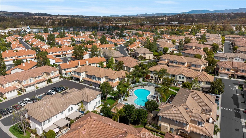 27522 Marriott Court