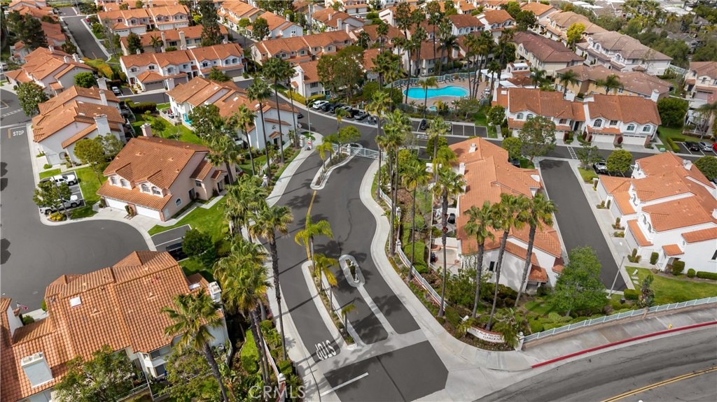 27522 Marriott Court