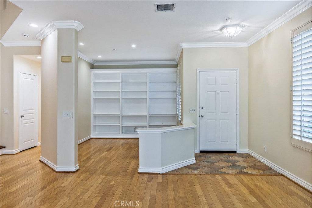 27522 Marriott Court