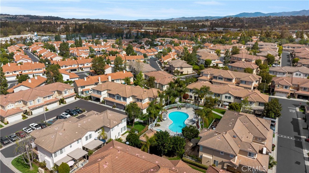 27522 Marriott Court