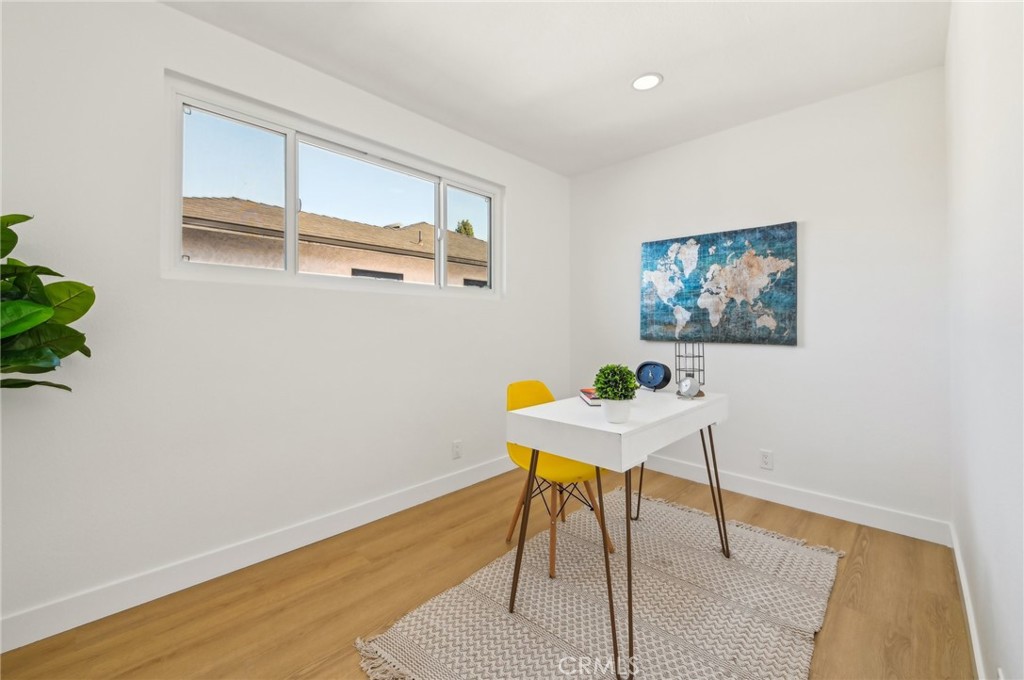 5741 Tanglewood Street