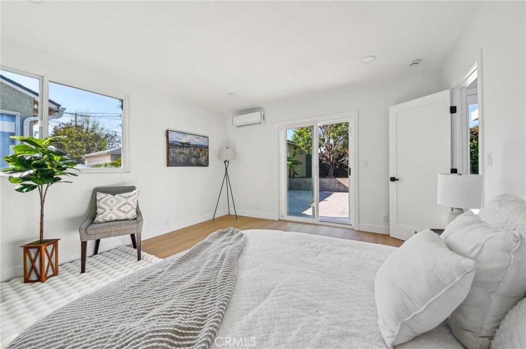 5741 Tanglewood Street