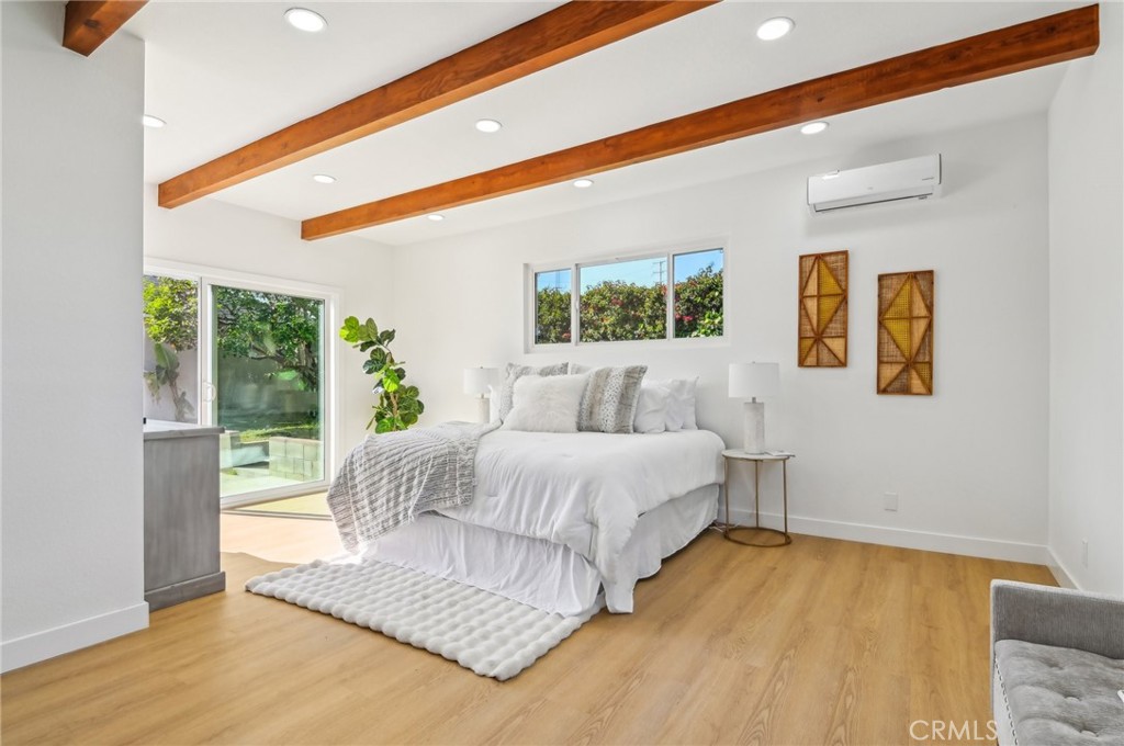 5741 Tanglewood Street