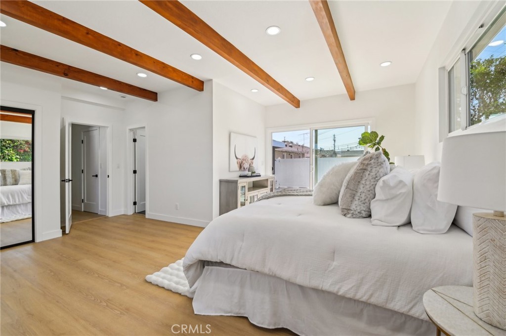 5741 Tanglewood Street