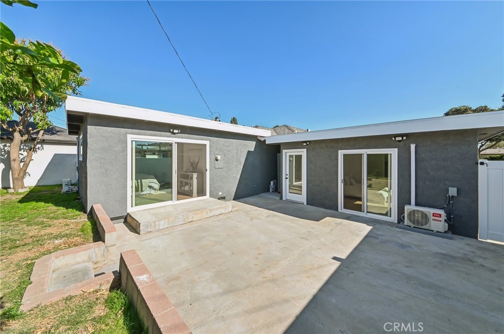 5741 Tanglewood Street