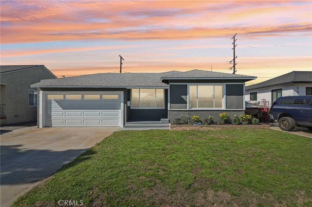 5741 Tanglewood Street