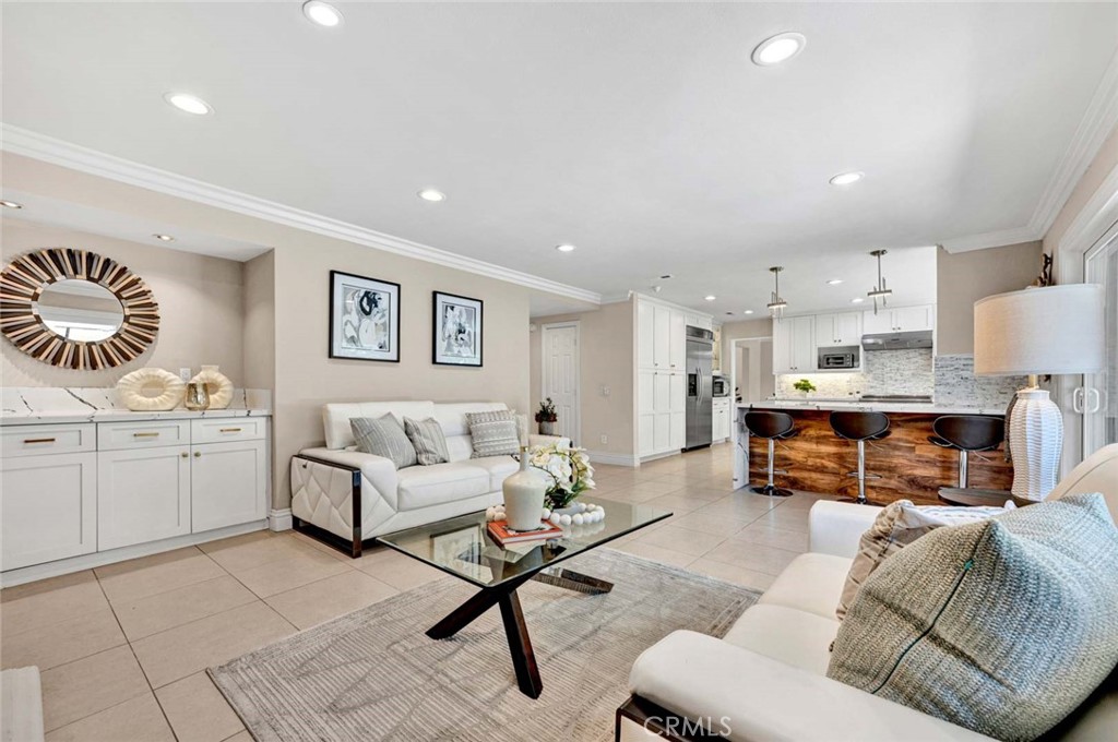 1033 Damascus Circle