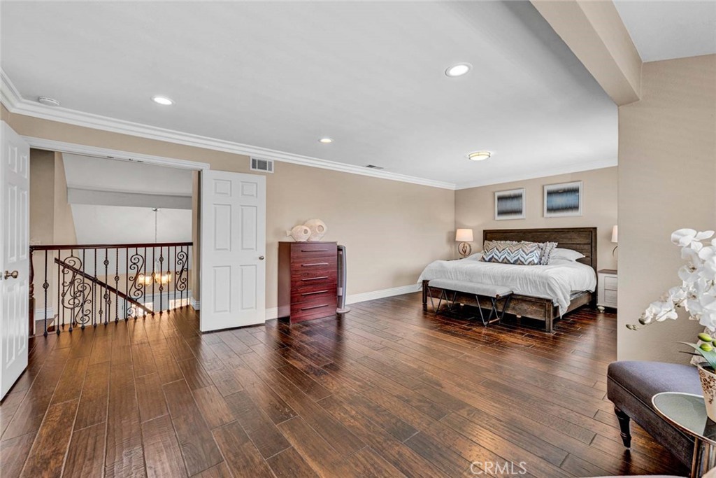 1033 Damascus Circle