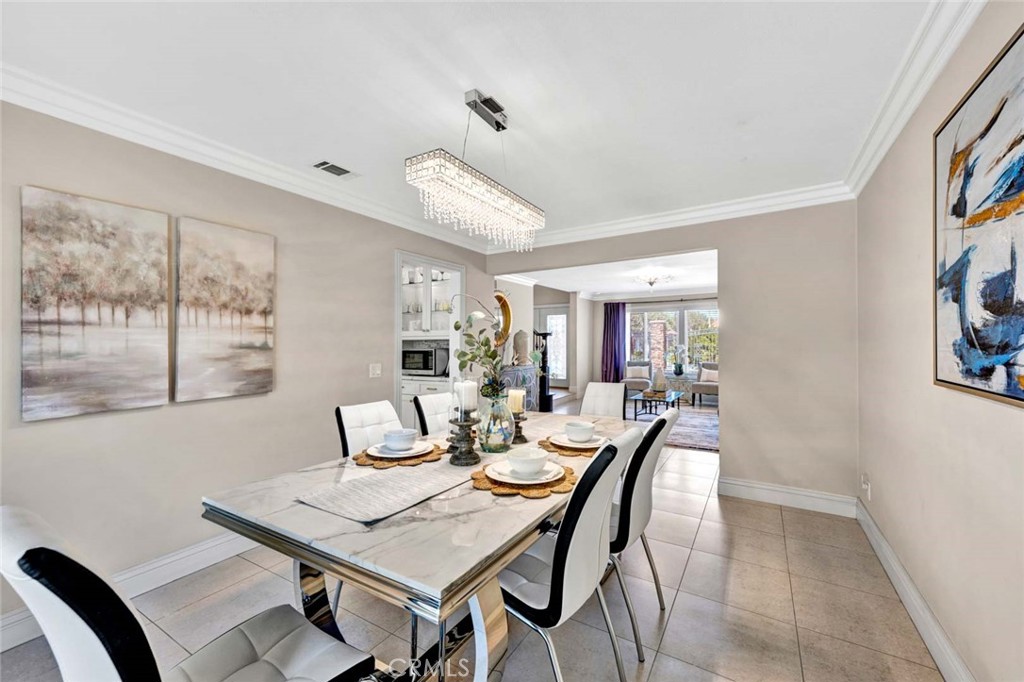 1033 Damascus Circle