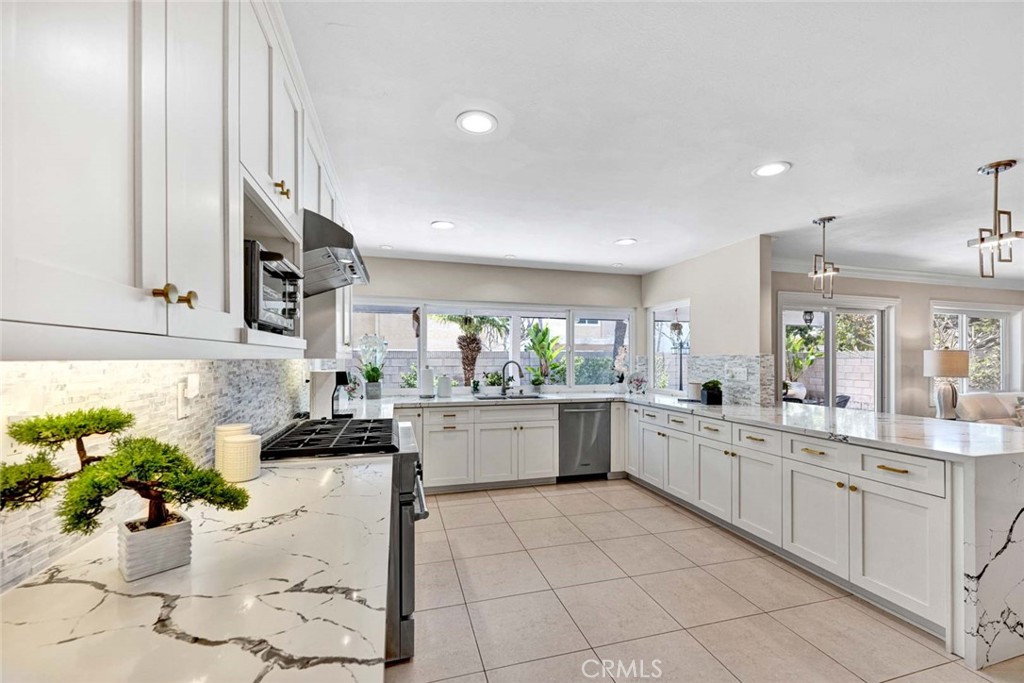 1033 Damascus Circle