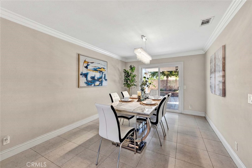 1033 Damascus Circle