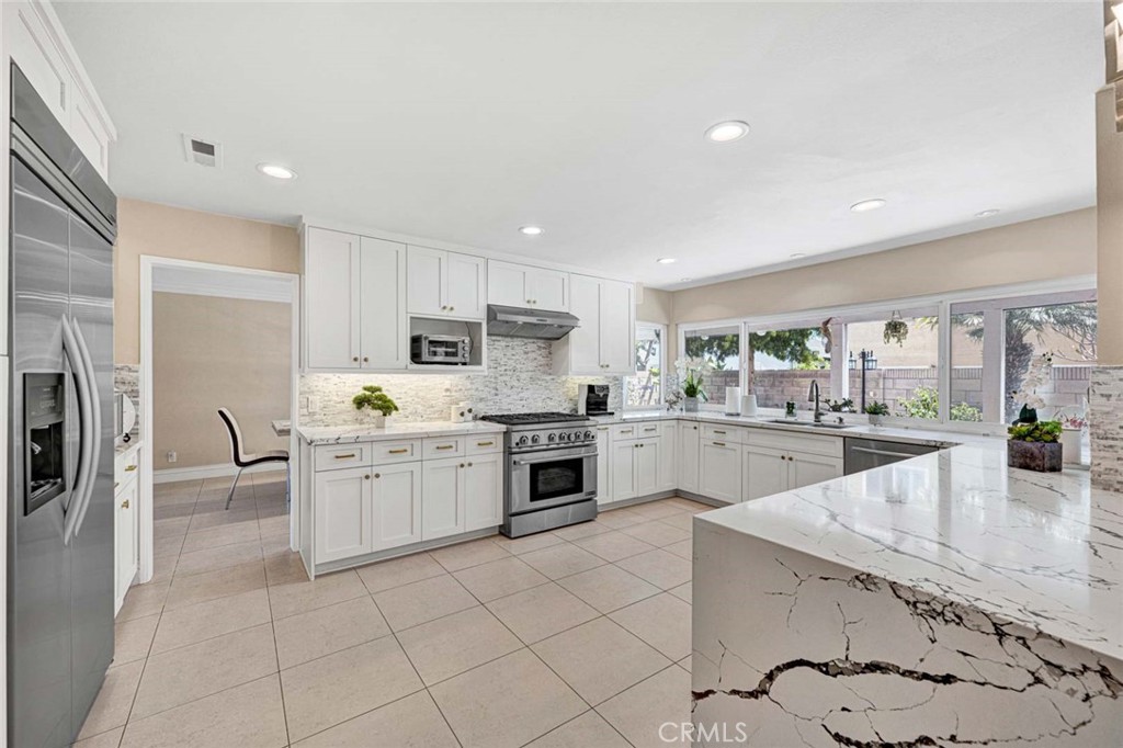 1033 Damascus Circle