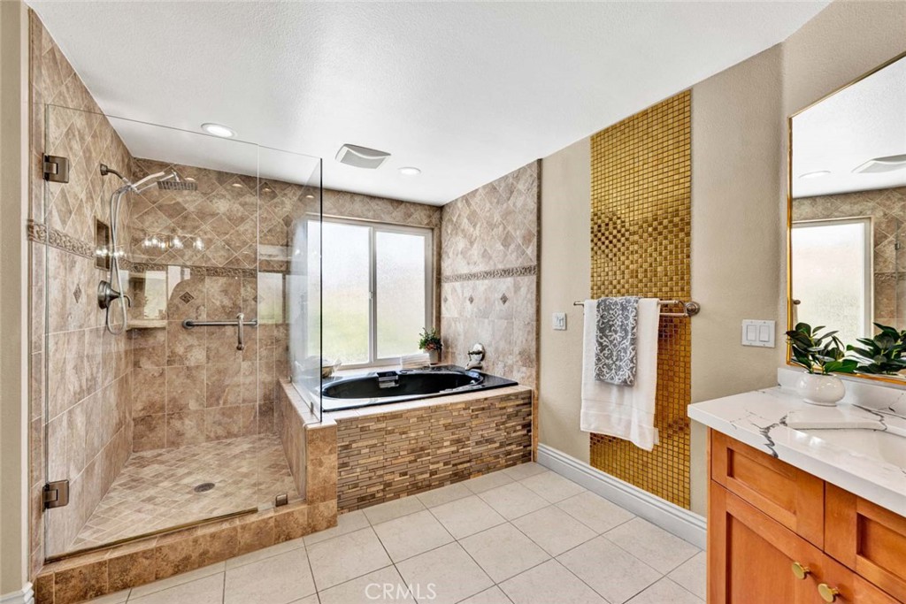 1033 Damascus Circle