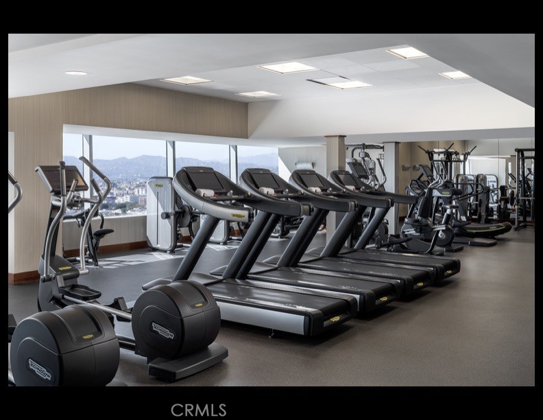 900 W Olympic Boulevard 48C