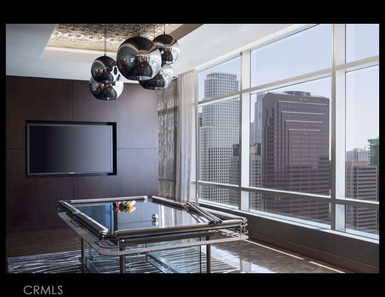 900 W Olympic Boulevard 48C