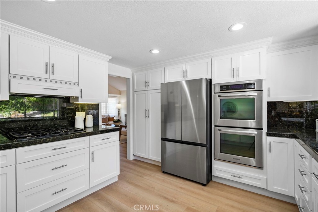 24951 Avenida Bancal