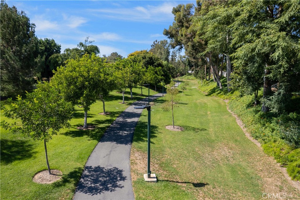 24951 Avenida Bancal