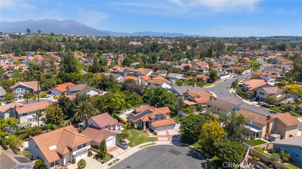 24951 Avenida Bancal