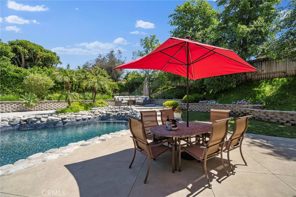 24951 Avenida Bancal