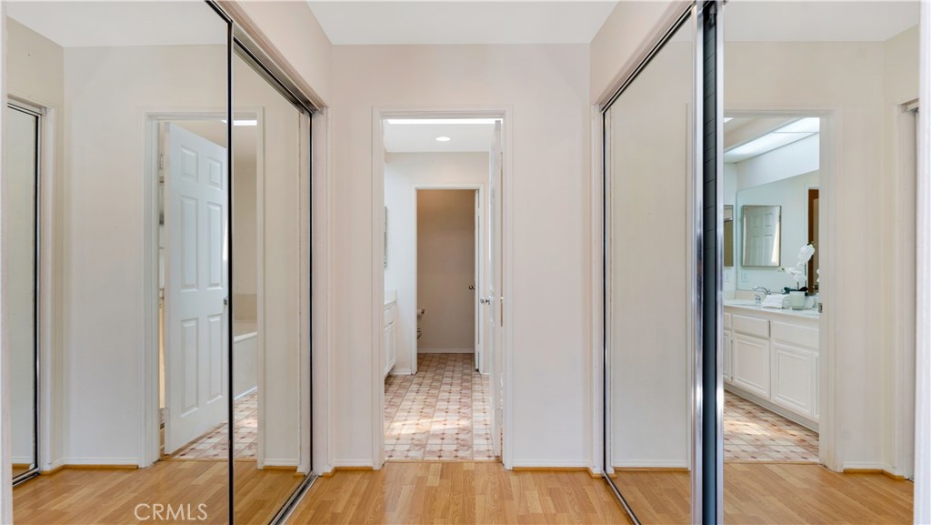 10644 Burlington Place