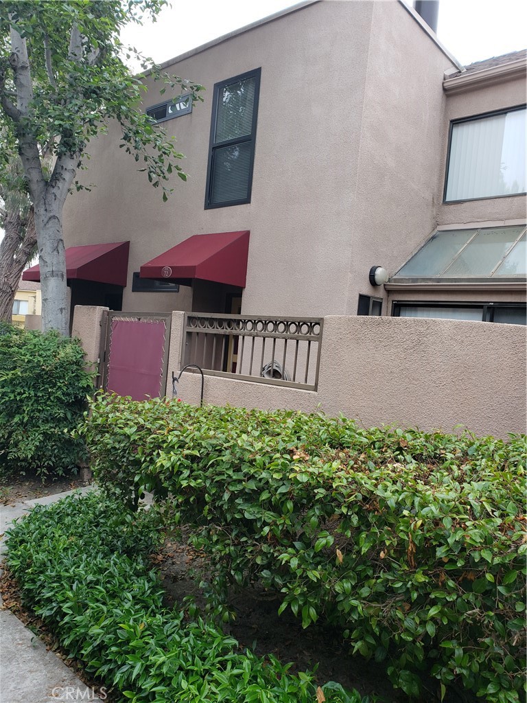 25761 Le Parc 72