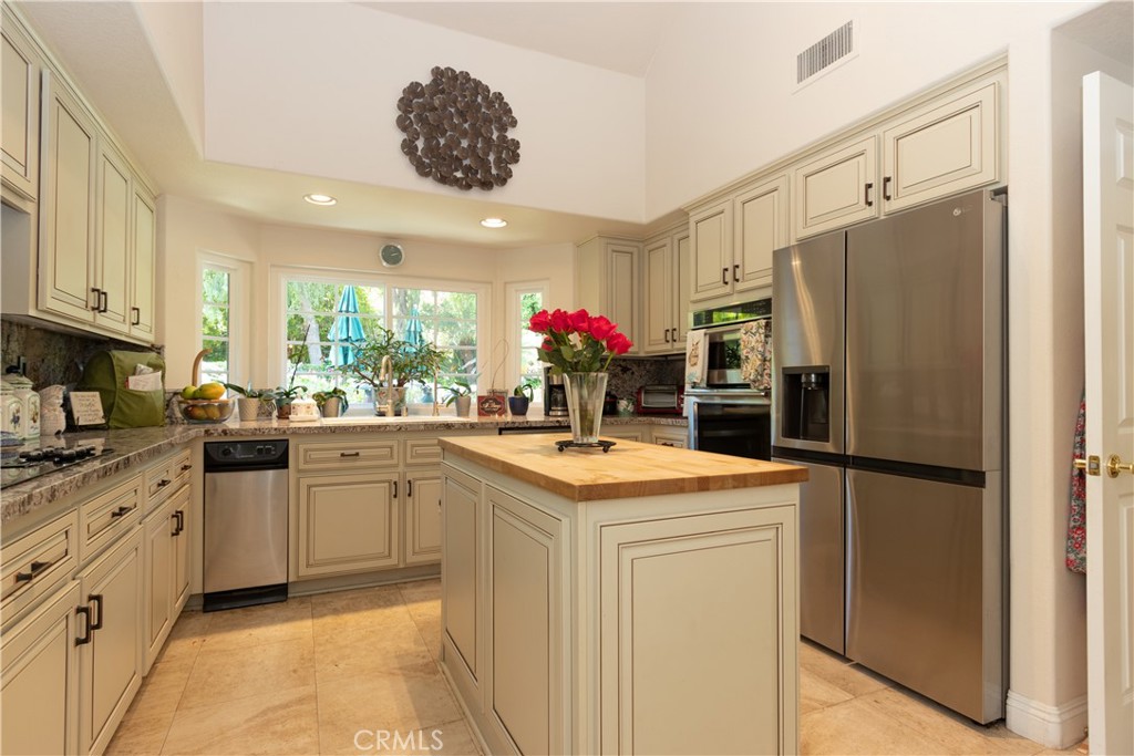 30196 Hillside Terrace