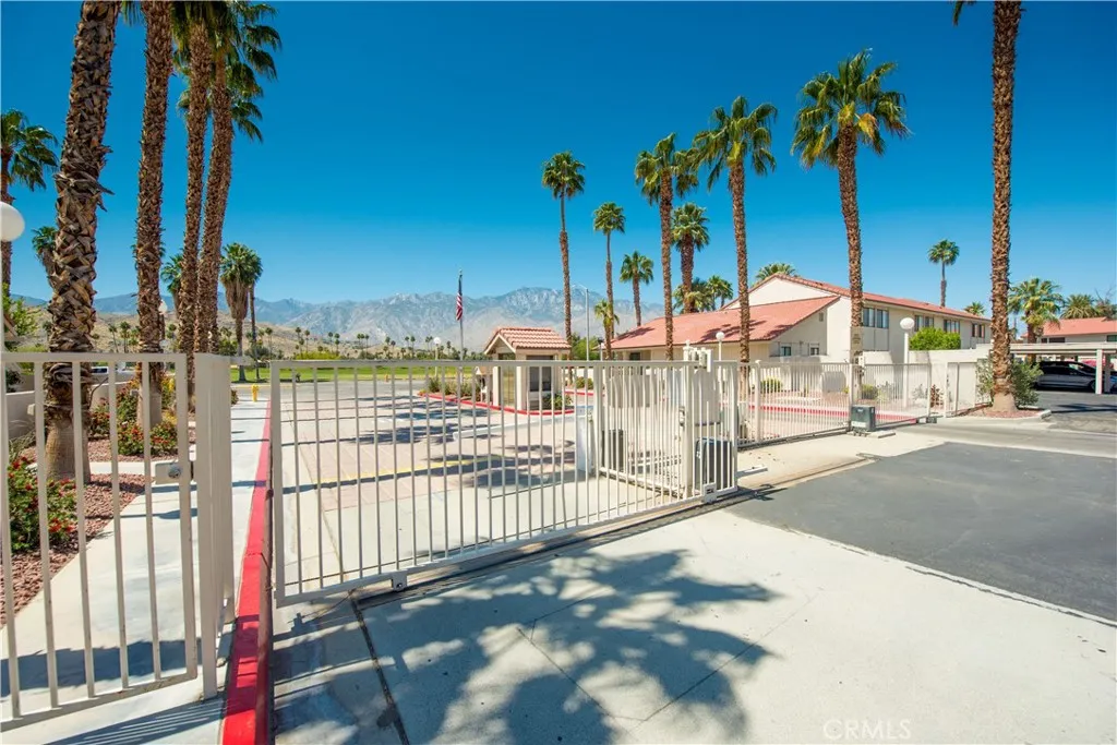 6087 Montecito Circle Unit 4