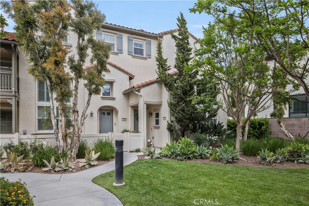 372 W Linden Drive