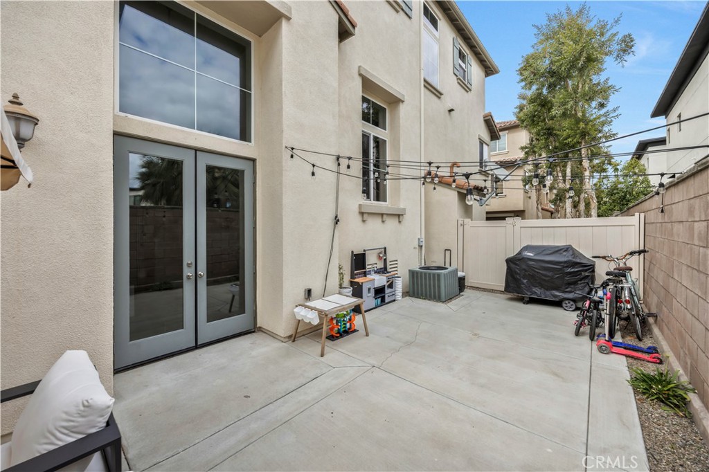 372 W Linden Drive