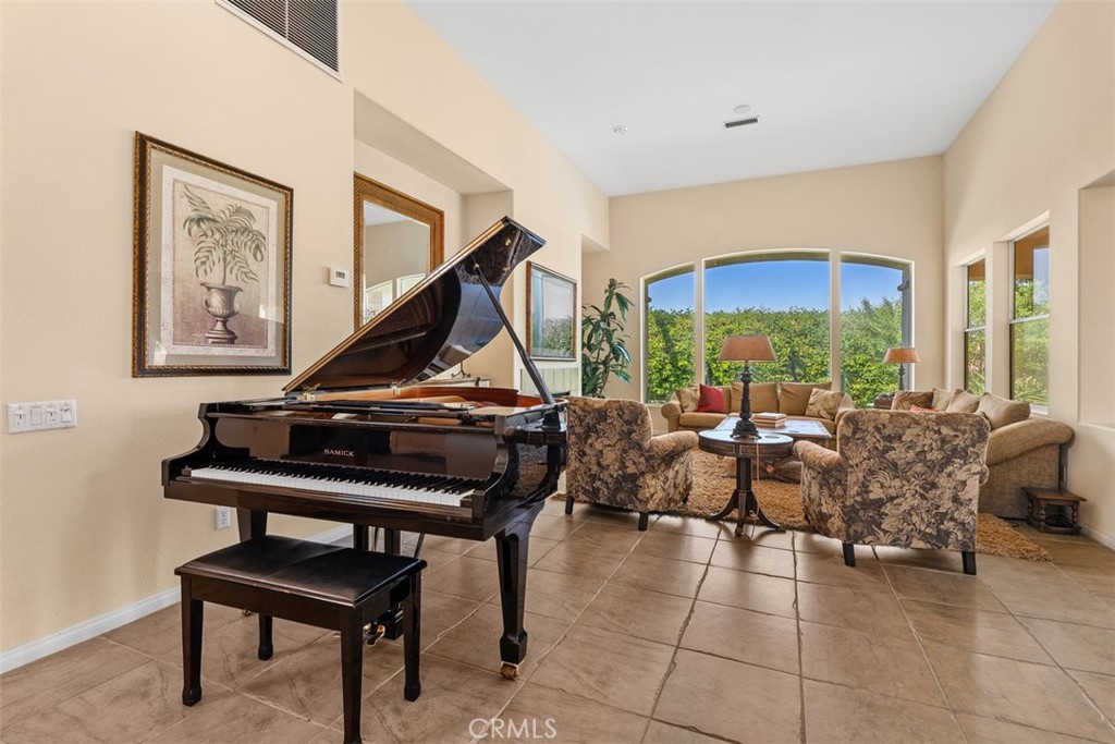 1228 Verdugo Road