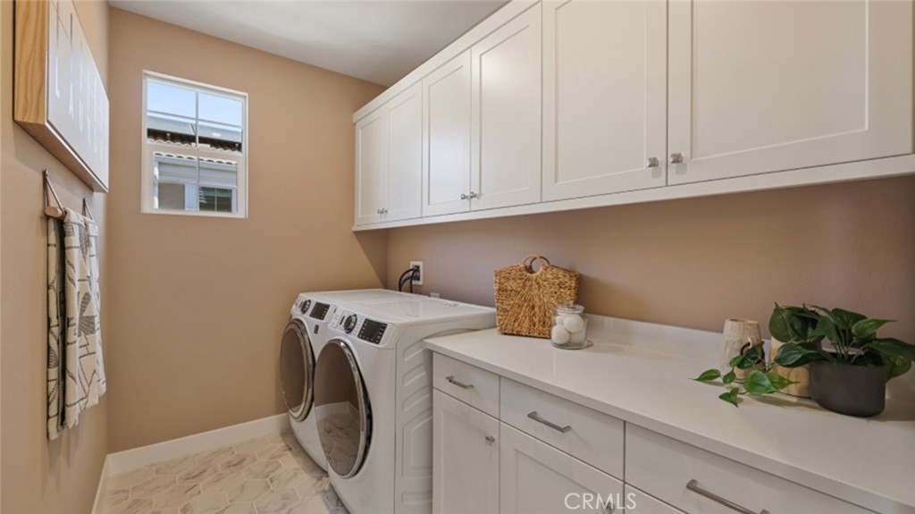 460 Checkerbloom Lane