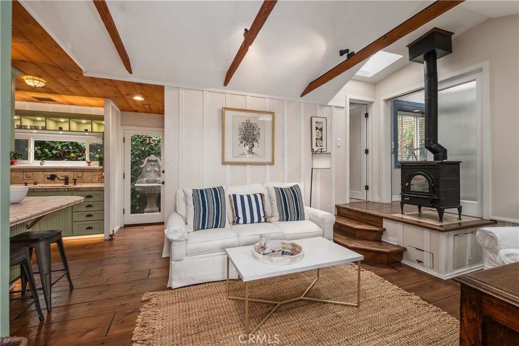 31592 Santa Rosa Dr.