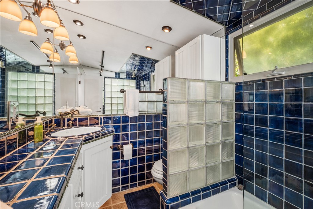 31592 Santa Rosa Dr.