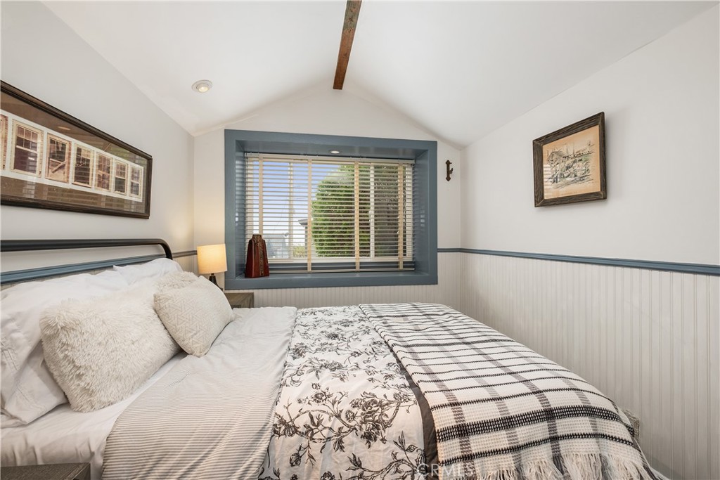 31592 Santa Rosa Dr.