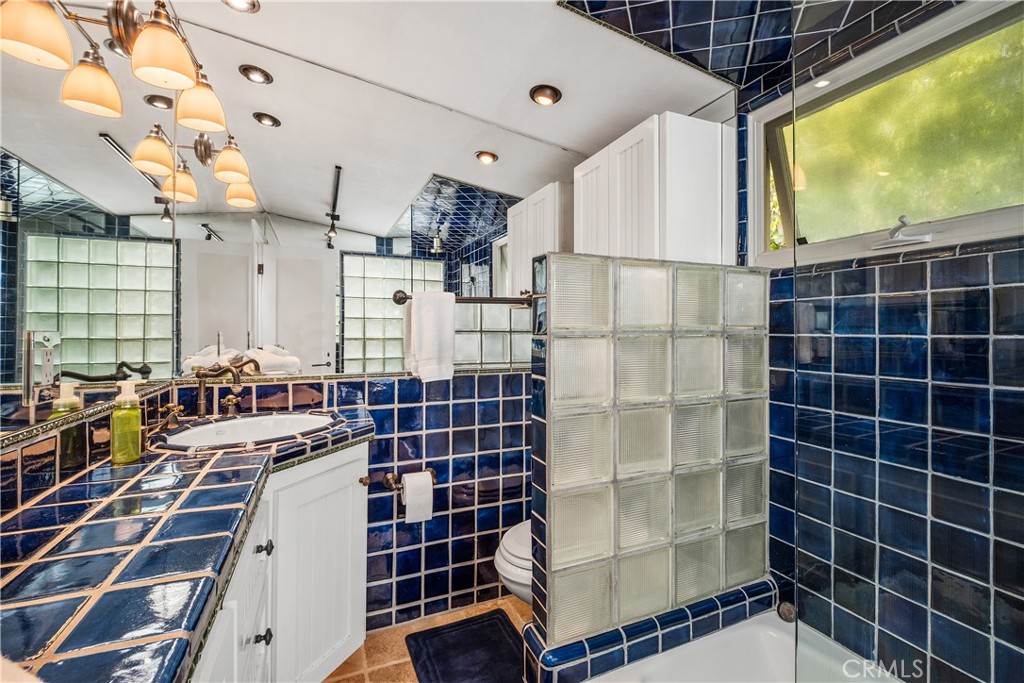 31592 Santa Rosa Dr.