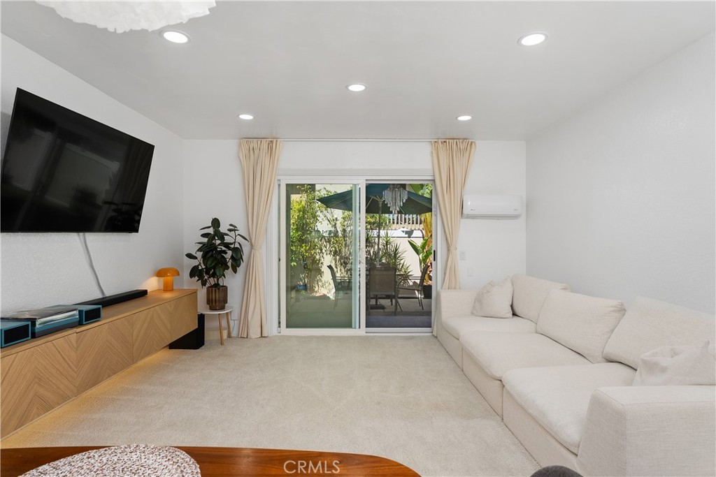 23301 La Glorieta 86