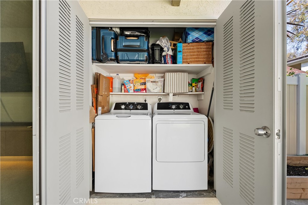 23301 La Glorieta 86