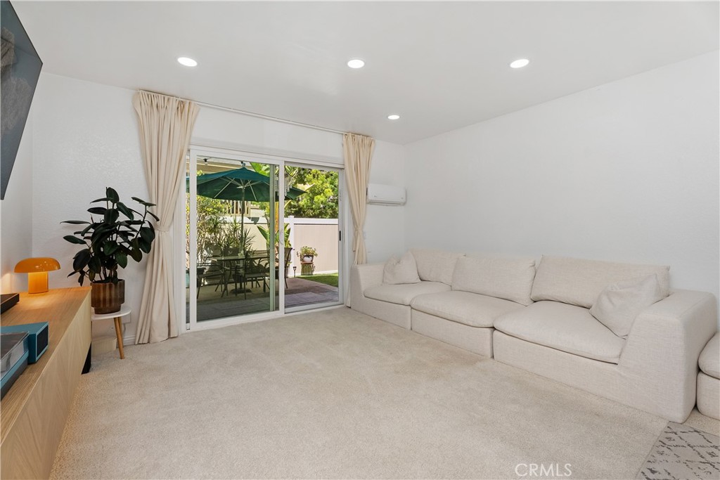 23301 La Glorieta 86