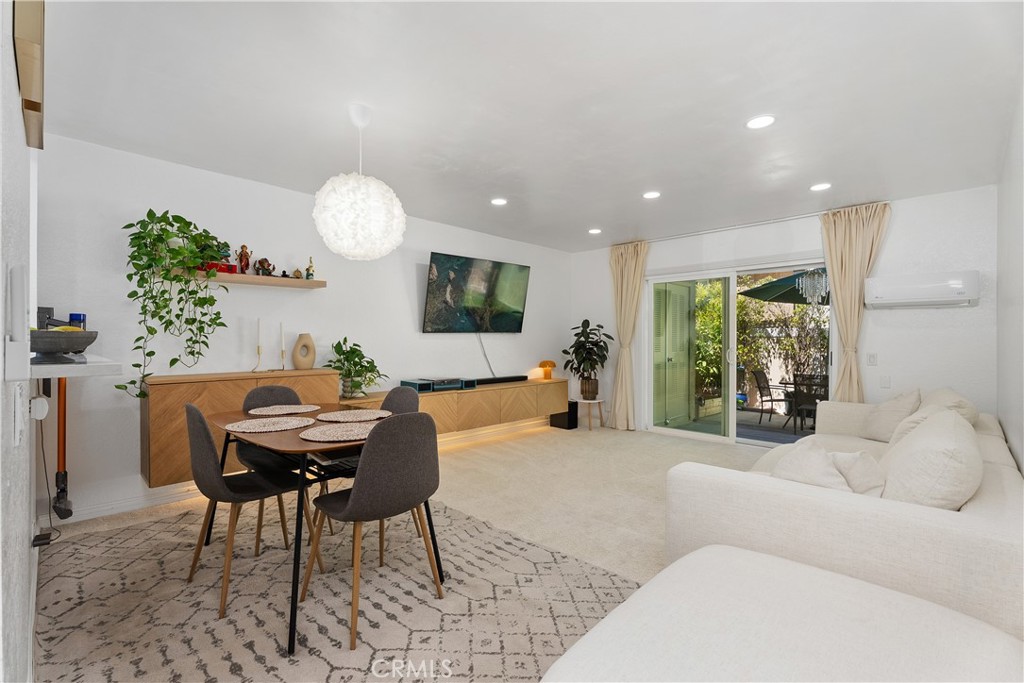 23301 La Glorieta 86