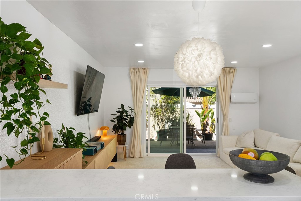 23301 La Glorieta 86